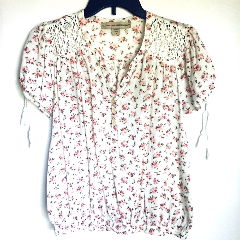 Vintage America white floral cottagecore top S
